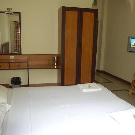 Hotel Blue Hills Coonoor Ооти Екстериор снимка