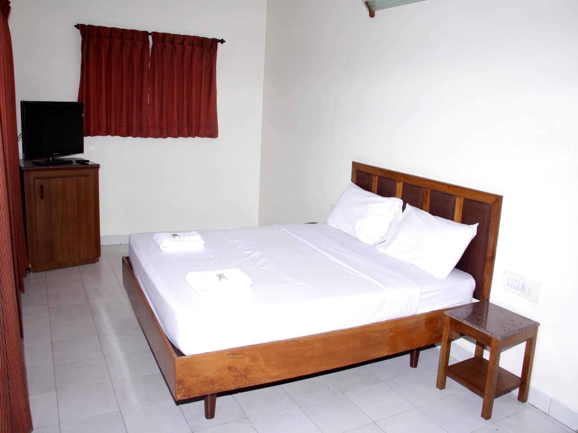 Hotel Blue Hills Coonoor Ооти Екстериор снимка
